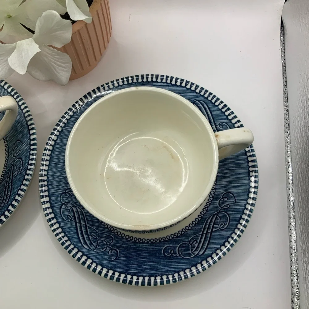 Royal China Vintage Currier & Ives Pattern Horse & Buggy Teacups Saucers